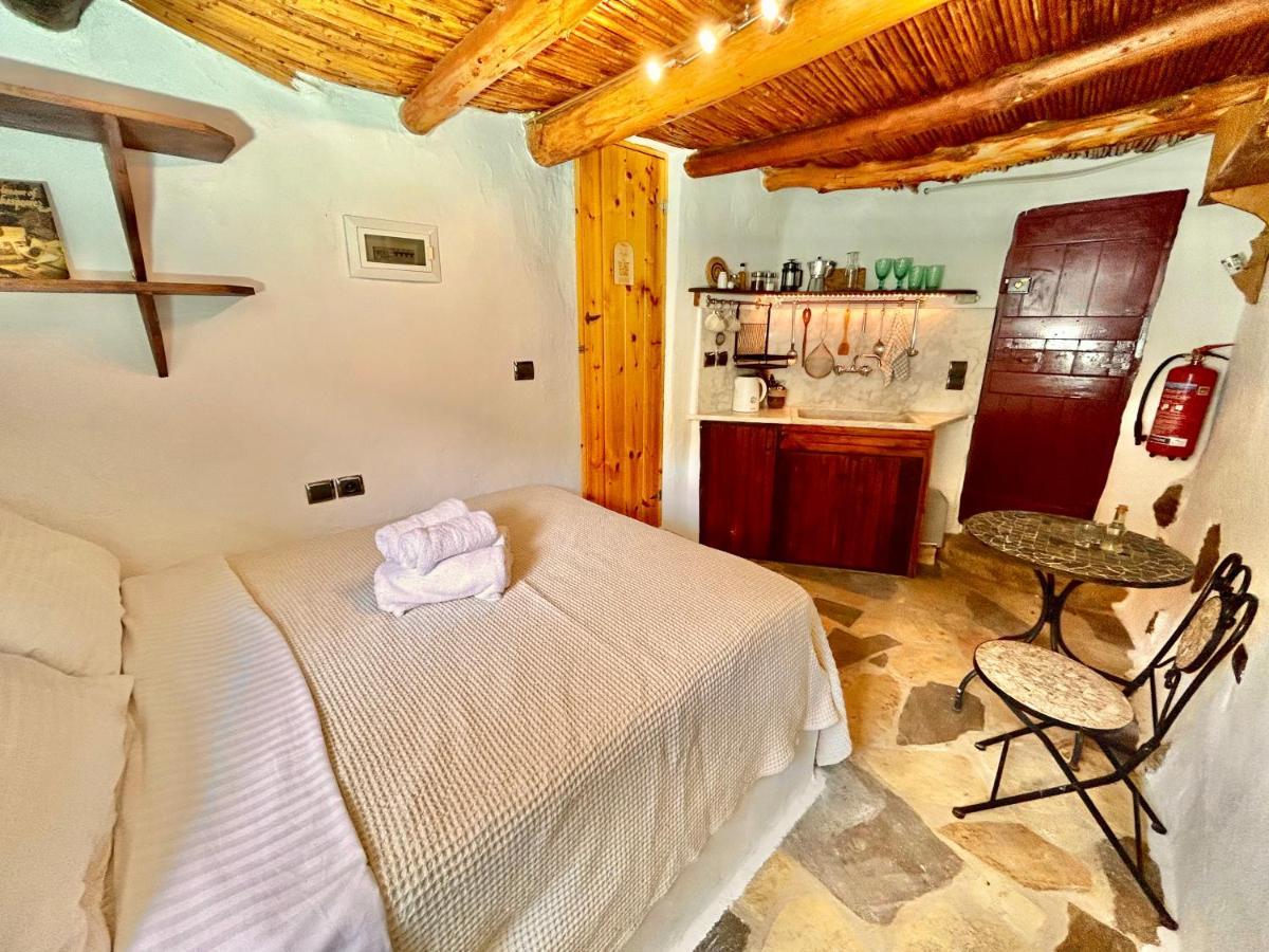 Natura Cottages Makry Gialos  Exterior photo